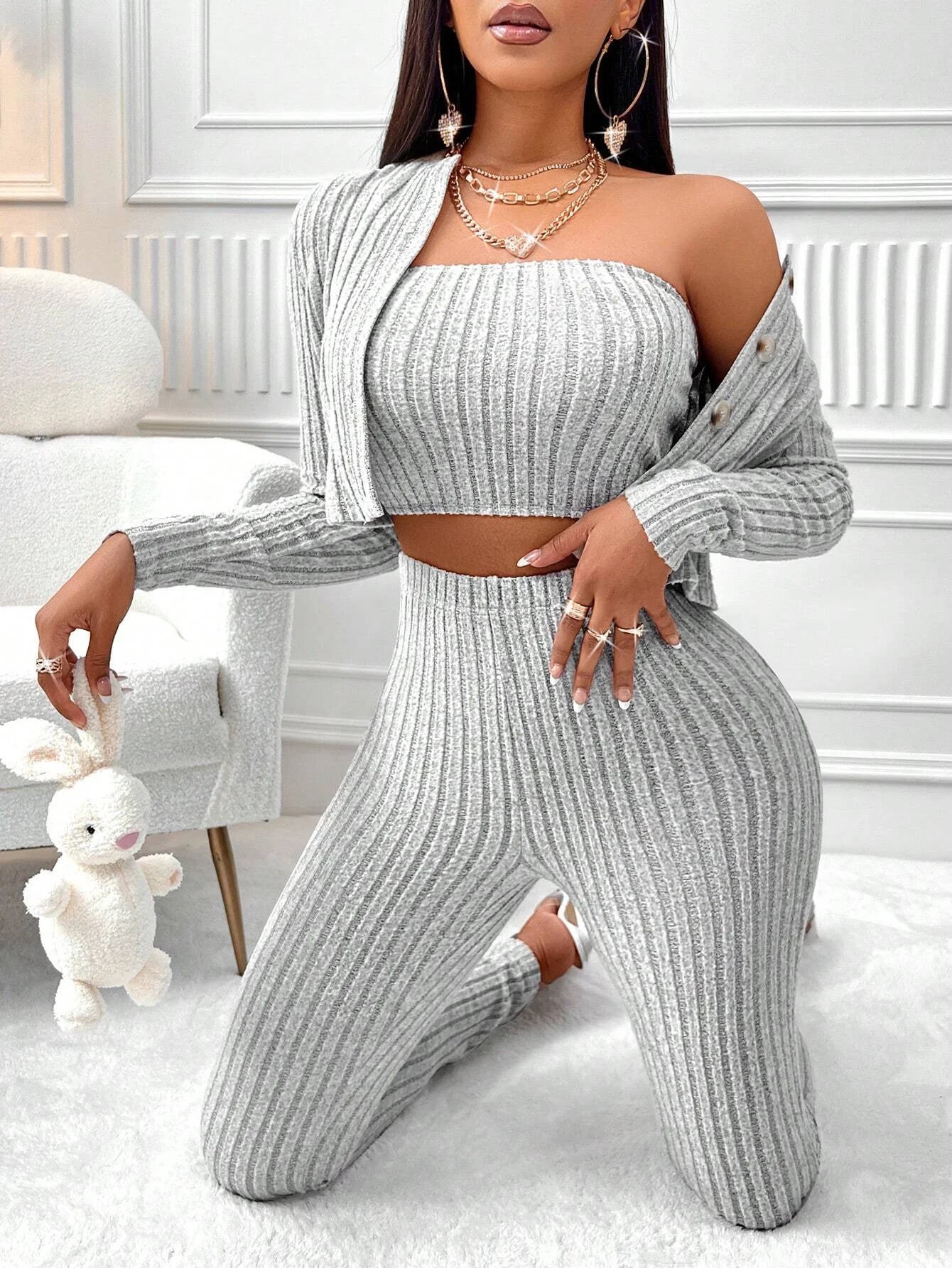 3-piece set of solid color camisole, front-button jacket, and leggings