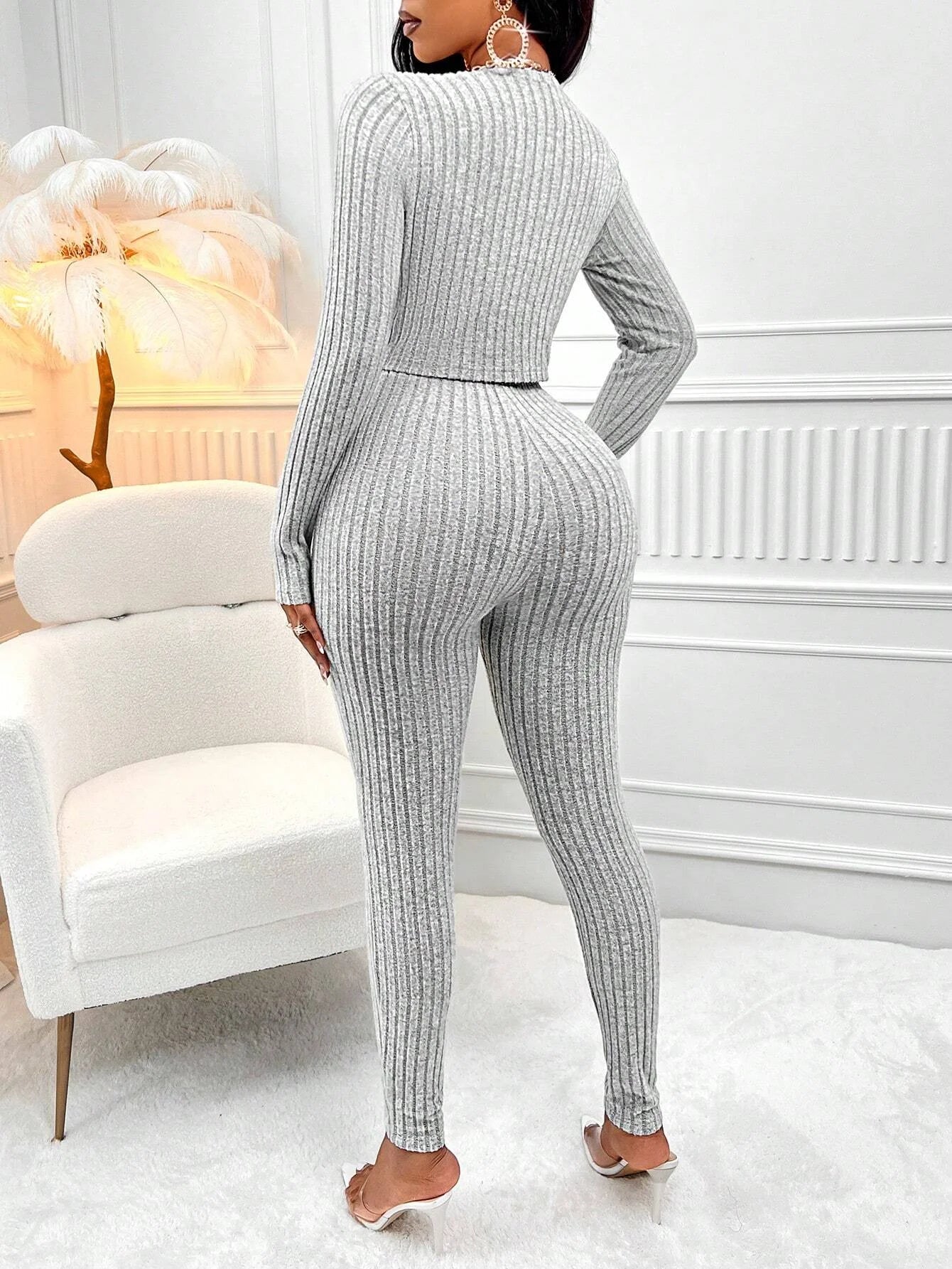 3-piece set of solid color camisole, front-button jacket, and leggings