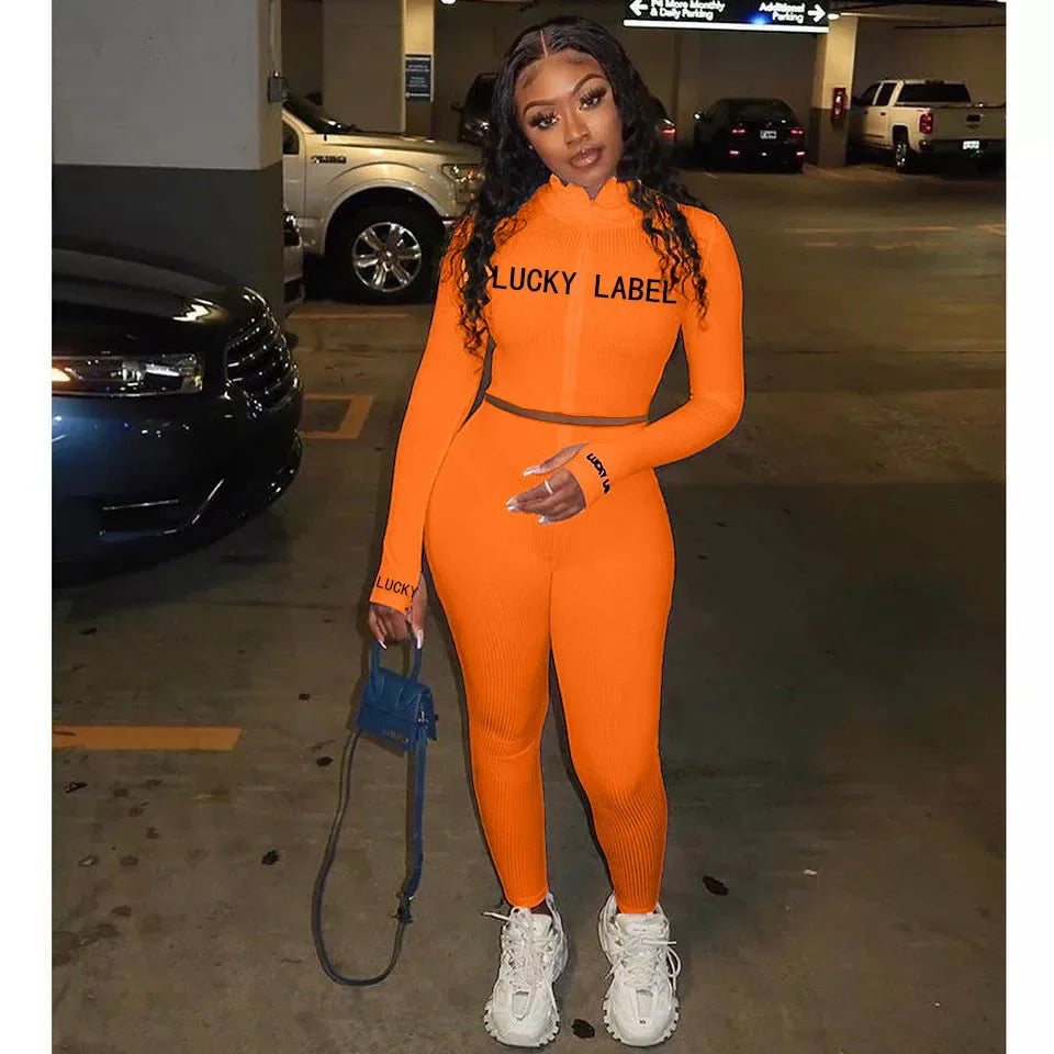 2026 Women's High-Necked 2-Piece Sport Suit with Embroidered Letters And Zipper Detail